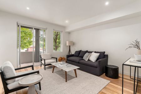 A Perfect Blend of Style and Security - Photo 4