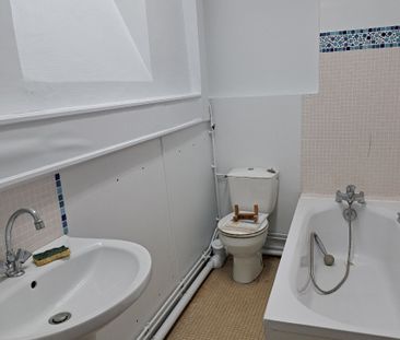 Location Appartement 1 pièce 38m² - Photo 6