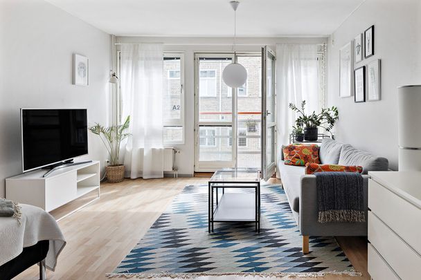 Störtloppsvägen, Hägersten - Photo 1