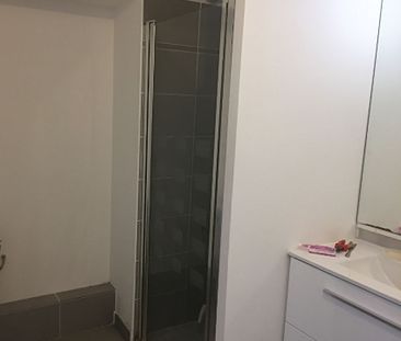 Appartement 2 pièces 40m2 MARSEILLE 12EME 857 euros - Photo 6