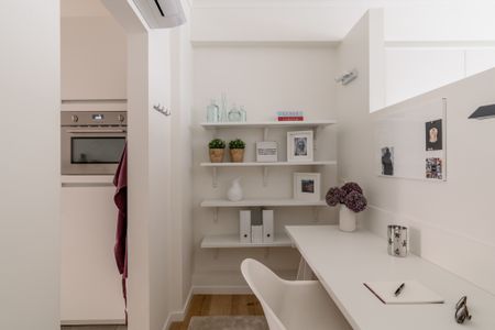 Appartement met 2 slaapkamers en uitzicht op de Nationale Bank in doorwaadbaar* gebouw - Photo 2