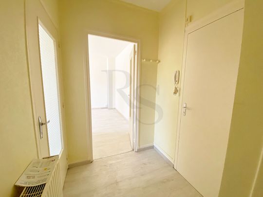 ARGENTAN - Appartement de type F1 de 37.72 m2, - Photo 1