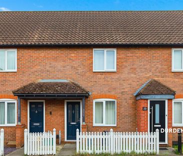 Dale Close, Stanway - Photo 2