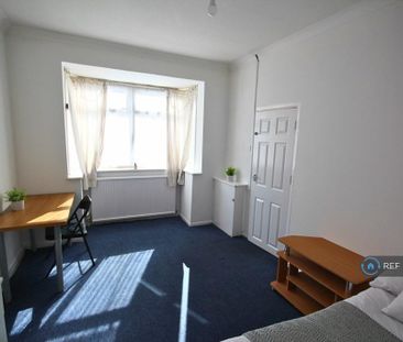 5 bedroom terraced house to rent - Photo 4