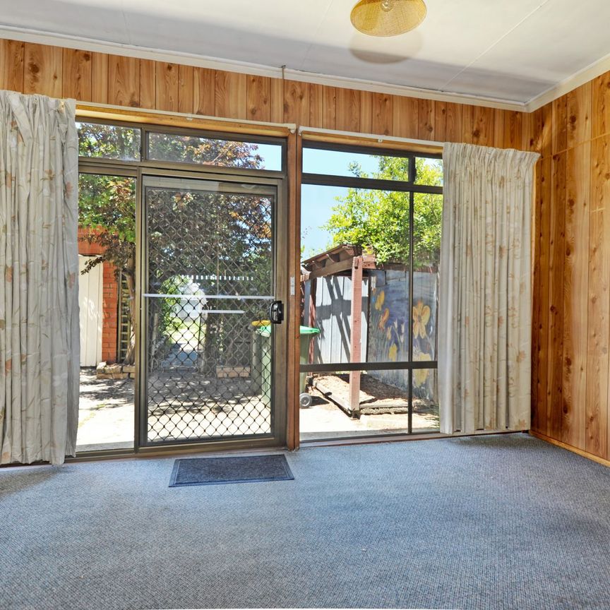 311 Ascot Street South, Ballarat Central - Photo 1