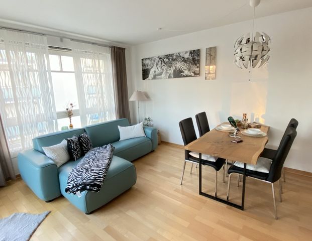 Stylisch Wohnen: Moderne,hochwertig möblierte 2 ZKB, - Photo 1