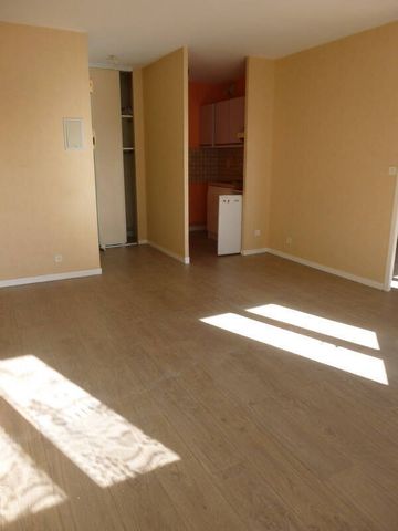Location appartement t1 bis 2 pièces 35 m² à Rodez (12000) - Photo 5