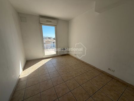 Location Appartement 2 pièces 42m² - Photo 2