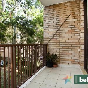 TWO BEDROOM UNIT IN PRIME LOCATION - Photo 2