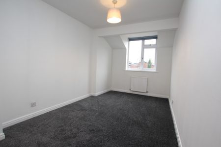 2 Bedroom Mid Terraced House, Chester - Photo 3