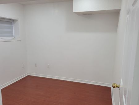 For Lease - 22 Giancola Crescent, Vaughan, Ontario - Photo 4