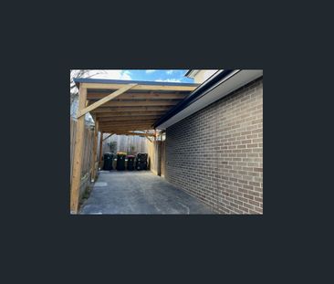 2/18 Aloomba Street, Chadstone, Vic 3148 - Photo 3