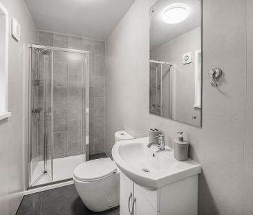 1 bedroom house of multiple occupation to rent - Photo 1