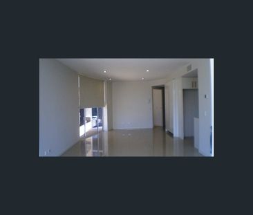 87 Marine Parade, Redcliffe, Qld 4020 - Photo 4