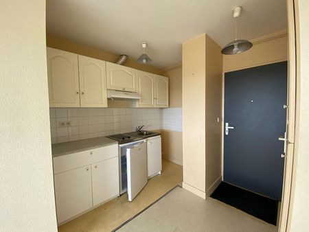 Location Appartement 2 pièces 38m² - Photo 3