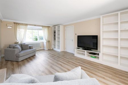 4 bedroom detached house to rent - Photo 2