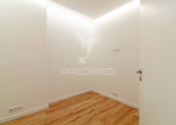 Apartamento T2+1 em Faro