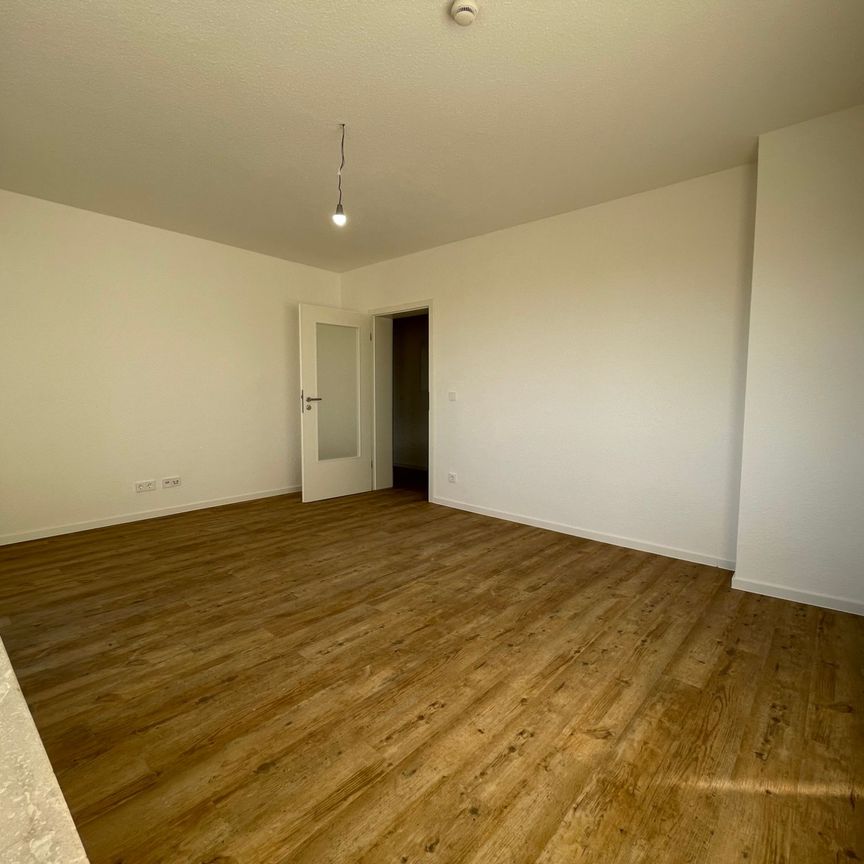 *schöne Balkonwohnung in 1A Lage*Tageslichtbad* - Foto 1