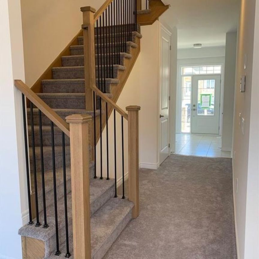 For Lease - 211 FARLEY Road, Centre Wellington, Ontario - Photo 1