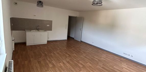 Location - Appartement T2 - 51 m² - Hérimoncourt - Photo 2