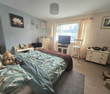 3 bedroom terraced house to rent - Photo 6