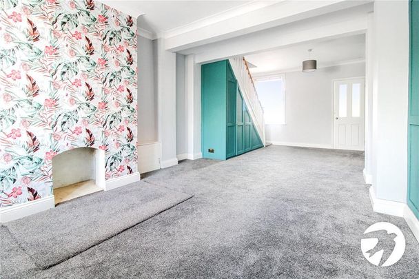 2 bedroom terraced house to rent - Photo 1