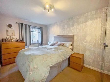 3 bedroom terraced house to rent - Photo 4