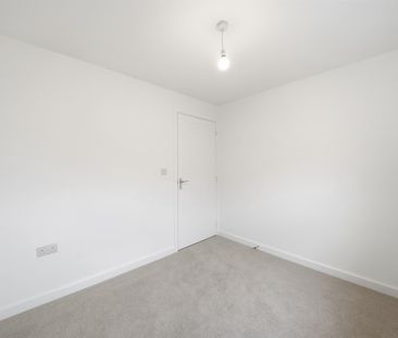 Jackdaw Lane, Netherfield, NG14 - Photo 4