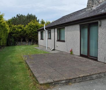 3 bedroom detached bungalow to rent - Photo 4