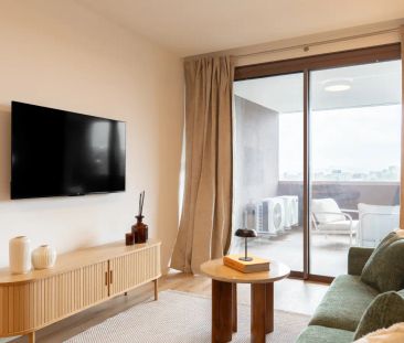 1-bedroom apartment for rent in Vila Nova de Gaia - Photo 1