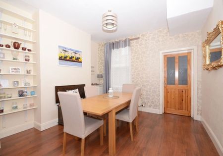 41 Ravenhill Avenue, Belfast BT6 8LD - Photo 3
