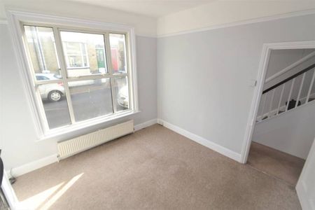 Brightland Road, Old Town, Eastbourne, BN20 8BE - Photo 5