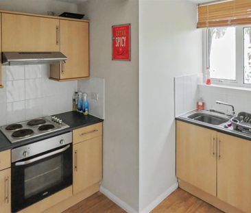 Moorend Road, Yardley Gobion, Towcester, NN12 - Photo 5