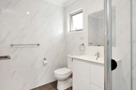 Ultra-modern 2 bedroom Granny Flat - Photo 4