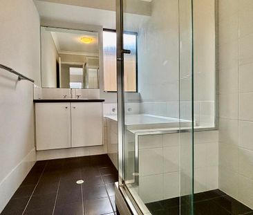 Spacious Family Living in a Prime Butler Location! - Photo 5