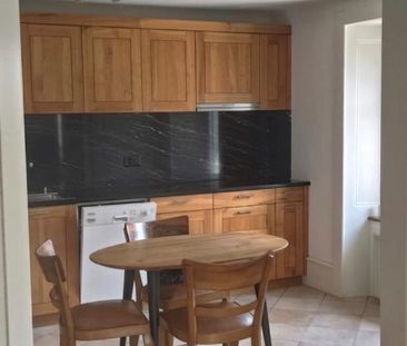 3,5 pièces de 104 m2 atypique avec grande terrasse - Photo 2