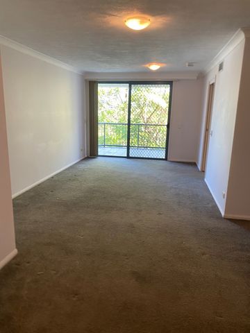 Elevated Living In The Coveted Cloudland Residences! - Photo 3