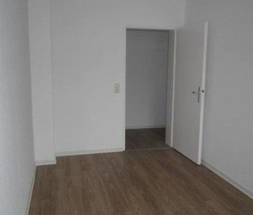 Barrierearme Dachgeschosswohnung mit großer Küche und Wohn-/Schlafzimmer - Photo 3