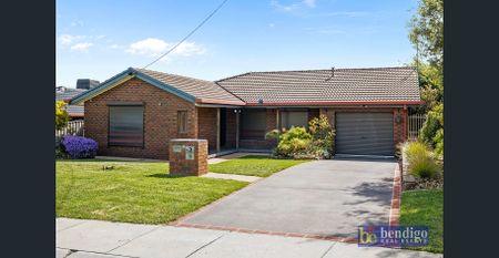 35 Jeffrey Avenue, Flora Hill, Vic 3550 - Photo 3