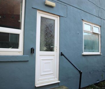 1 bedroom ground floor flat to rent - Photo 4