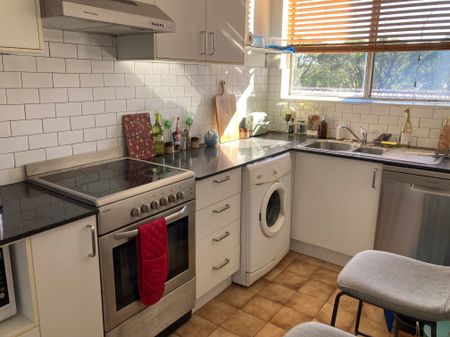 Marrickville - Photo 4