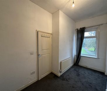 Coalshaw Green Road, Oldham., OL9 8JP, Manchester - Photo 5