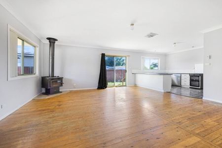 THREE BEDROOM HOME IN SOUTH TAMWORTH - Photo 5