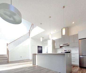 Recent Build 1 Bed - High Ceiling, Lots Of Light! - 703 Boul Du Pla... - Photo 1