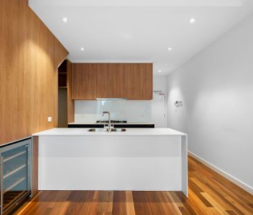 Two-bedroom two bathroom townhouse in wanted locale - Photo 4