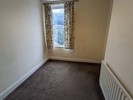 3 Bed End Terrace, Springhouse Road, S10 - Photo 2