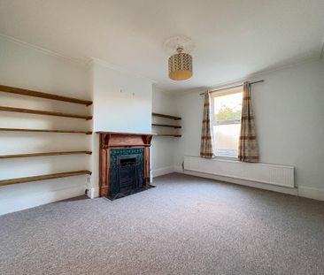 3 bedroom semi-detached house to rent - Photo 4