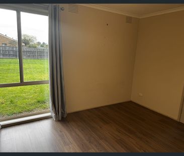 Four-Bedroom Home with Large Shed - Photo 3
