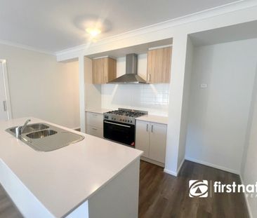 3 Bedrooms with 2 Bathrooms in Modern Living - Photo 5