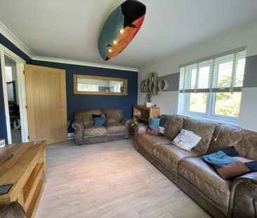 4 bedroom house to rent - Photo 2